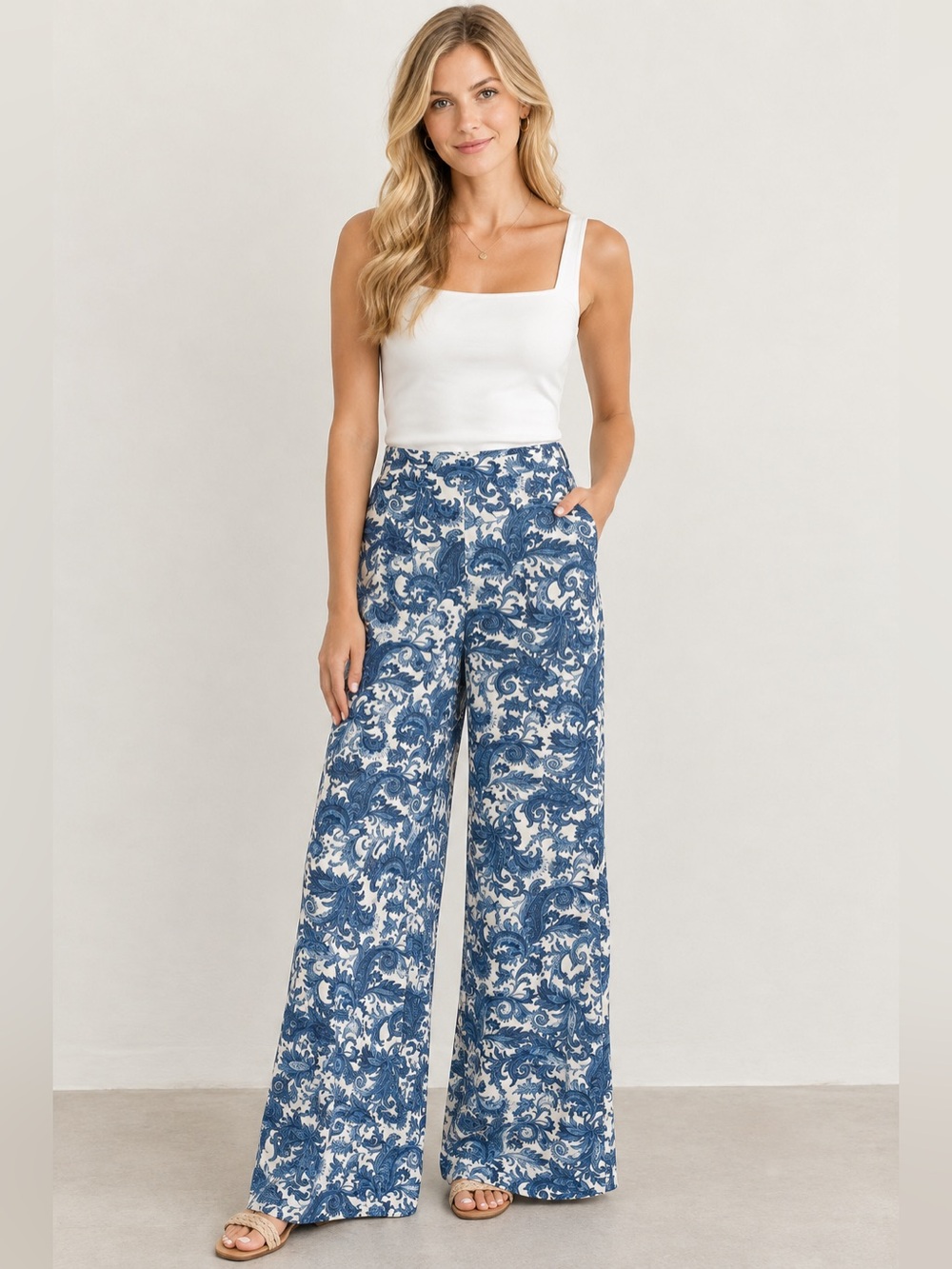 Show Me Your MuMu Blue and White Paisley Flare Pants Size Large